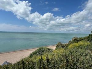 1 bed flat in The Grand Hotel, Folkestone