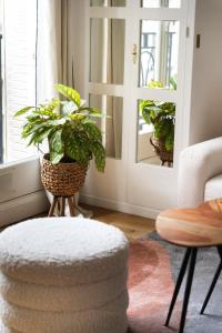 Très lumineux. 1 chambre Batignolles Opéra.