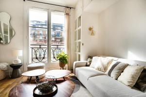 Très lumineux. 1 chambre Batignolles Opéra.