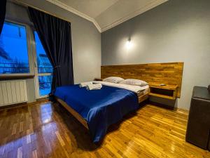 Апартаменты в Центре возле Набережной - 3hvězdičkové hotely ve městě Kremenčuk