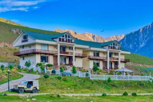Golden Meadows Hotels & Resorts