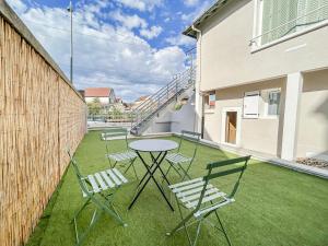 Jardin Privé et Déco Moderne à Vichy