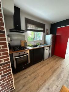 Maisons de vacances Maison 4 chambres avec jardin : Maison 4 Chambres