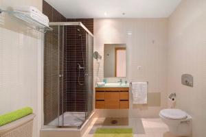 HolidaysPT - Rooftop Pool Marina View Olhão - MyOasis II - 3 Bedrooms