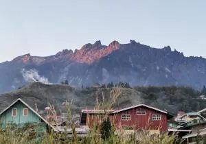 Strawberry Rest House Mesilou Kundasang - 拉瑙