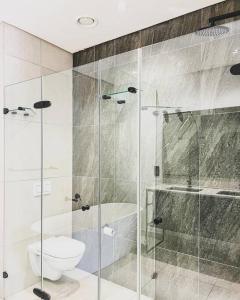 Amira at de Waterkant Signature