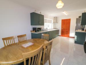 Teach Annie Agus Paddy