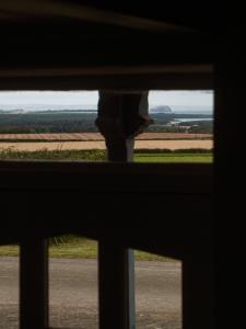 Tranquil cottage with spectacular sea views