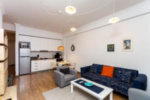 Super Cozy 2BR Apartment In Vake - By Wehost