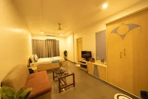 Hotel Meliorate Ratnalok - Alandi