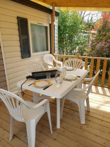 Campings Mobil-home - Le 147 aux Iscles : photos des chambres