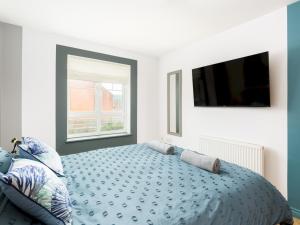 Stylish 2 Bed Flat in Warwick with Private Parking - Pass the Keys