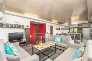 Villa Primasol by Villa Plus