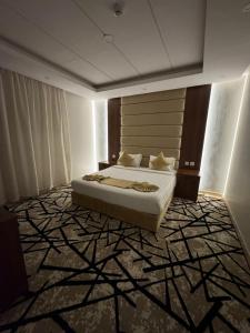 السعاده بالاس للشقق المخدومه