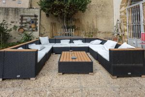 Maisons de vacances Le Guiguet - Mas provencal avec piscine pour 10 : photos des chambres