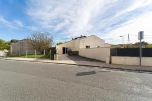 Maisons de vacances Gite Chelona d-Hermann par Chelona-Loc - 2 a 6 personnes - terrasse et parking : photos des chambres
