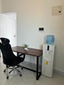 1 Bedroom with a Washing Machine