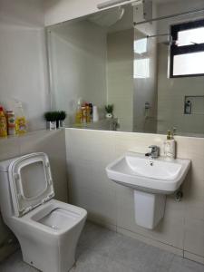 1 Bedroom with a Washing Machine