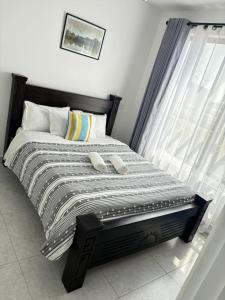 1 Bedroom with a Washing Machine