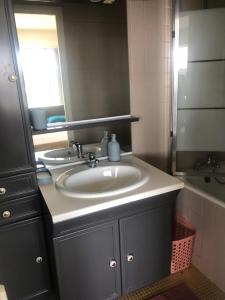 Appartements Appartement luxueux avec balcon a La Defense : photos des chambres