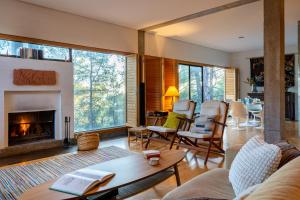 Paradise Peek, Platres