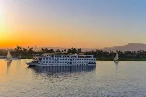 Luxor Aswan Coral 2 Nile Cruise every Saturday from Luxor 4 nights & every Wednesday from Aswan 3 nights - Jazīrat al ‘Awwāmīyah