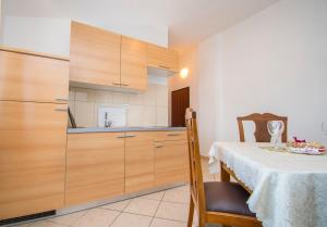 Apartments Antique Ivo 