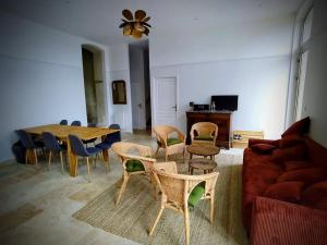 Maisons de vacances Magnifiques Ecuries juste renovees - Domaine de la Mulotiere : photos des chambres