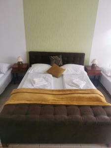 Quadruple Room - Disability Access room in Hotel Diana