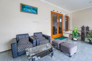 OYO Life 94040 Agung Home Stay