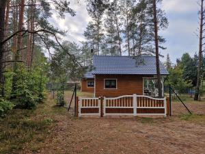 Leśny Domek Rotembark z prywatnym jacuzzi