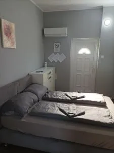 Frank's Truck Parking & Diner - Bakonyszentlászló