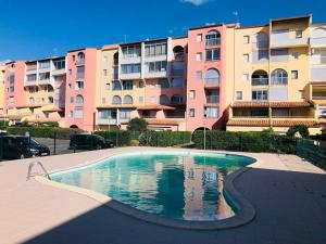 Apt T2 cabine climatisé à 1 min mer, balcon, piscine