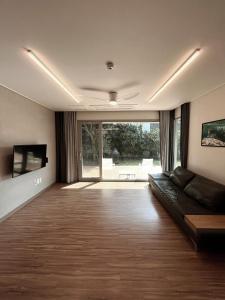 Jejumodo2 Outdoor Jacuzzi Detached House