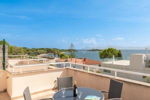 Beach Villa Arran de Mar by Sealand Villas