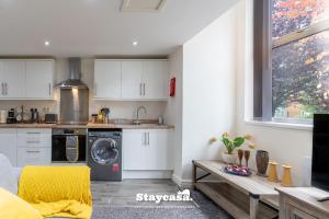 Casa Cove GF Flat Free Parking - 5min to Hospital