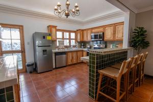 Preciosa Casa, a 10 minutos del Parque Central