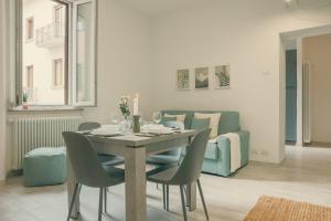 Diana - by MyHomeInComo