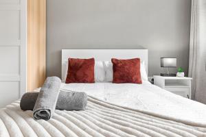 London Bridge Apartments