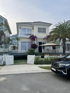 Biệt Thự 3 Phòng Ngủ Giáp Biển Phan Thiết - 4hvězdičkové hotely ve městě Bình Tú