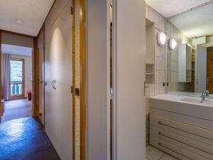 Appartement 2 pièces à Valmorel, skis aux pieds, balcon, note 7,0710, animaux acceptés - FR-1-356-201