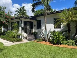 Biscayne Park Guest House - Biscayne Park