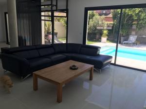 Villas Villa contemporaine avec piscine : photos des chambres