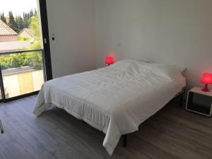 Villa contemporaine avec piscine
