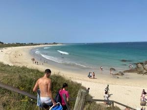 Maisons de vacances Ouessant 200m Plage et Port : photos des chambres