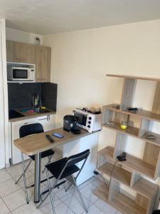 Studio au centre-ville 2