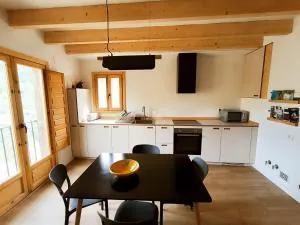 Cara Norte , Casa Rural-Castillo de Villamalefa - Argelita