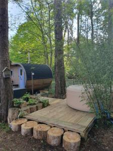 Tentes de luxe Cabane dans les arbres : photos des chambres