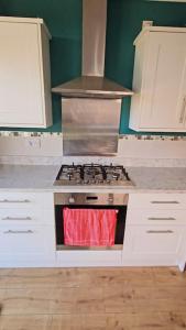 Redcar - Seafront, 6 Bedrooms, Short Stays