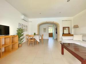 Aquamarina Apartment